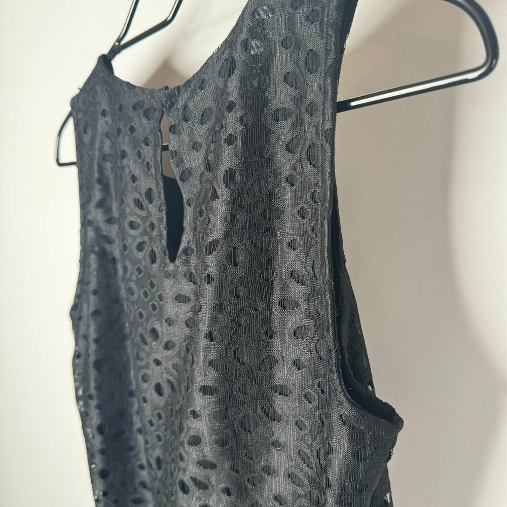 Banana Republic Sleeveless Top Black Eyelet Blouse Layered Size S - Picture 6 of 7